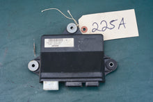 Lade das Bild in den Galerie-Viewer, BF 225 HP Honda ECU 34750-zy3-ao1 Control Unit 225a Four Stroke
