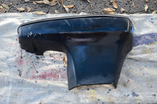 Lade das Bild in den Galerie-Viewer, 90 hp Mercury 821874A1 BOTTOM COWL ASSEMBLY Port 2187-821874 lower side cover Two Stroke 80 75 65 100 115 125 hp
