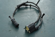 Lade das Bild in den Galerie-Viewer, BF 90 HP Honda Ignition Coil Assy 30500-zw1-505, 75 HP - Four Stroke Outboard 1997-2005
