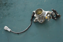 Cargar imagen en el visor de la galería, 25 HP 30 HP Tohatsu Nissan Throttle Body Assembly 3ad101001 - 2010 Four Stroke
