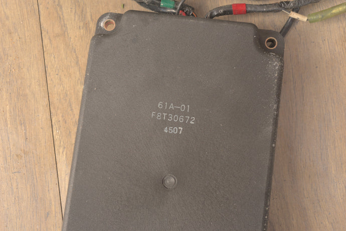 250 225 hp Yamaha 61A-85540-01-00 CDI Control Unit, other cdi# 62J-85540-00-00, 61A-85542-00-94 BRACKET, 6 - 61A-85570-00-00 IGNITION COILS Two Stroke