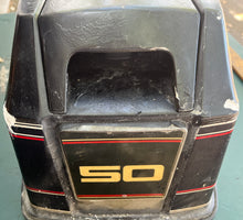 Load image into Gallery viewer, 50 40 hp Evinrude 284138 Johnson 0284138 ENGINE COVER Two Stroke
