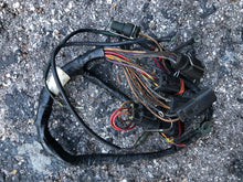 Load image into Gallery viewer, 40 50 hp Evinrude 0586020 MOTOR CABLE ASSY electrical harness Two Stroke 96-98
