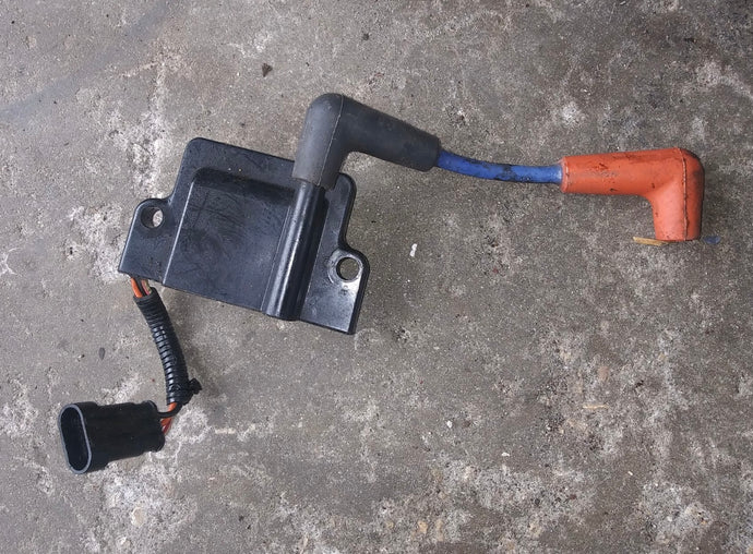 used 25 hp, 30 hp johnson Evinrude E Tec  ignition coil w good spark plug wire 0586980, 586980 and 587275 0587275